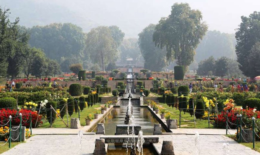 Shalimar Bagh Mughal Garden, Srinagar, Jammu and Kashmir - Vushii.com Shalimar Bagh Mughal Garden, Srinagar, Jammu and Kashmir - Vushii.com